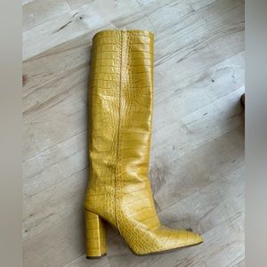Paris Texas yellow croc boots. Fits like US 7